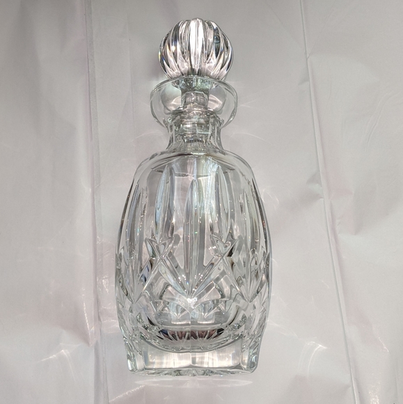 SOLD Genuine Irish Waterford Crystal Spirits Wine Decanter - Picture 4 of 9